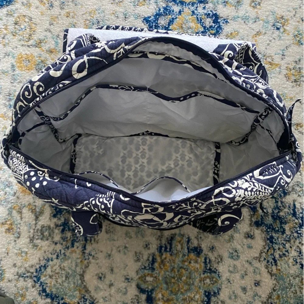 Vera Bradley Twirly Birds (Retired) Navy Cotton Diaper Bag EUC